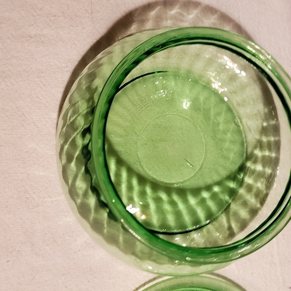 Vintage Spiral Green Hocking Glass Bowl (1928-30) with Lid Depression Glass - Picture 8 of 15